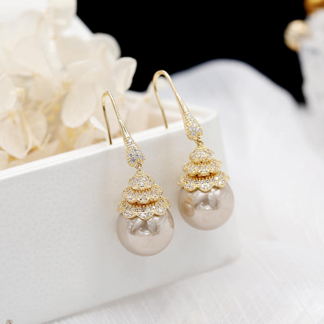 Chic design copper pearl earrings