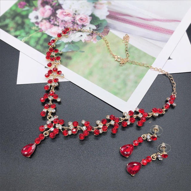 Easy match color glass crystal necklace set