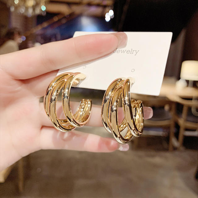 Korean fashion easy match metal hoop earrings