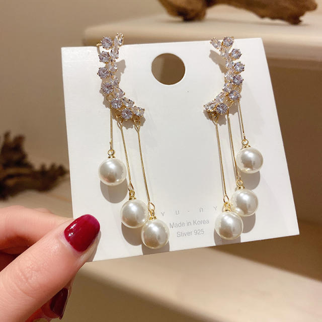 925 needle elegant cubic zircon pearl tassel earrings