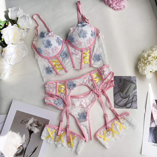 Sexy handmade flower lace lingerie set