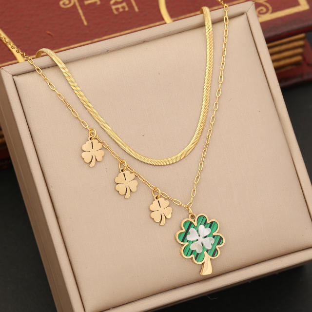 Fashionable green color clover charm stainless steel necklace set