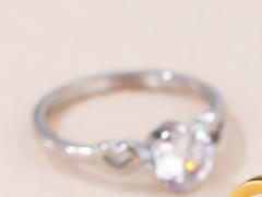 Concise heart cut cubic zircon stainless steel rings