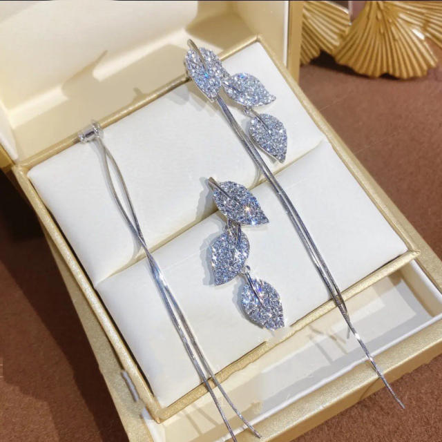 Luxury diamond leaf design chain tassel jacket earrings