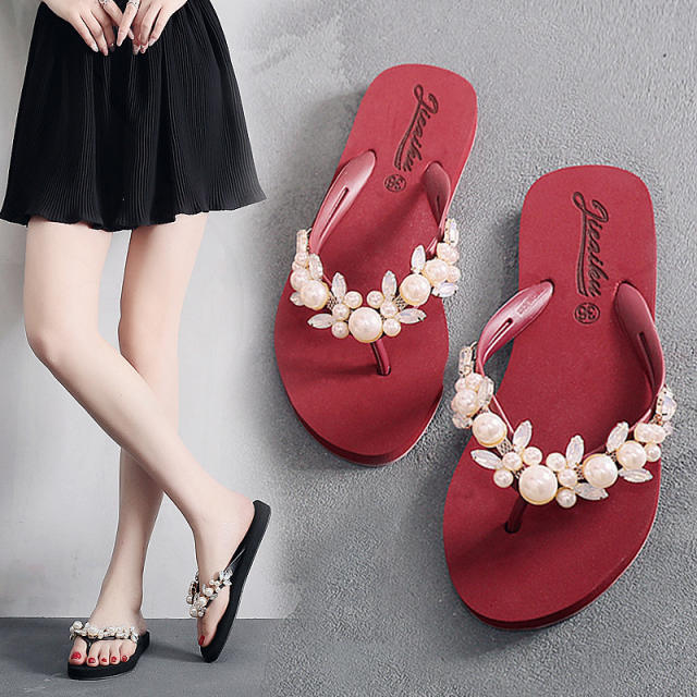 Faux pearl flower elegant summer flip flops