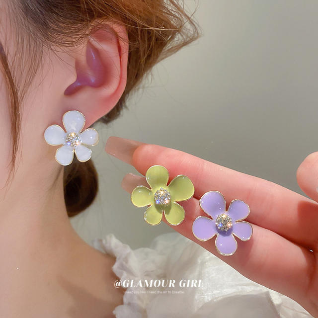 Elegant sweet enamel flower studs earrings