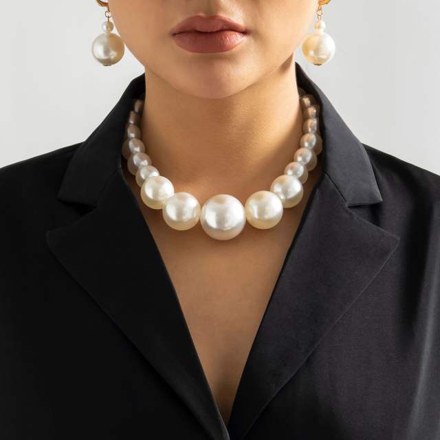 Personality plastic pearl bead necklace set
