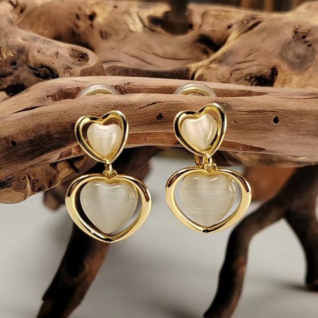 Korean fashion elegant opal stone heart clip on earrings