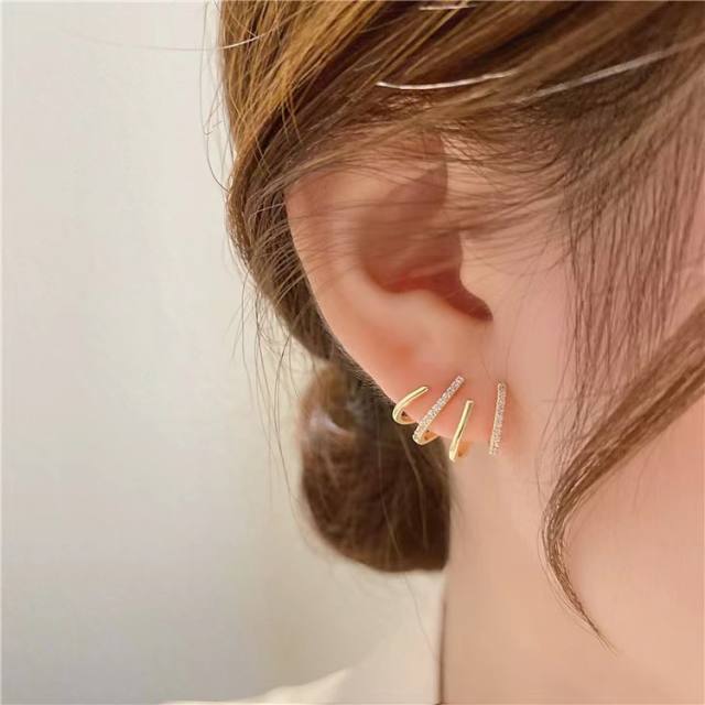 Elegant gold plated copper clip on earrings