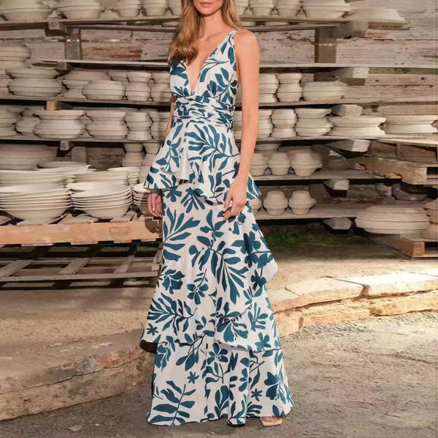 Elegant dark green leaf printing maxi holiday dress