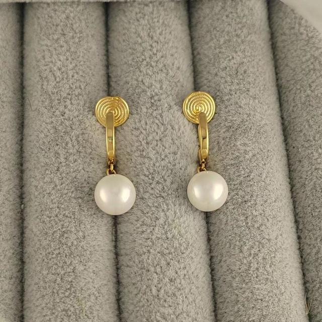 Elegant pearl copper clip on earrings