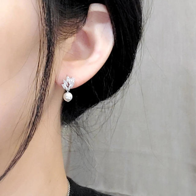 Elegant cubic zircon pearl drop earrings
