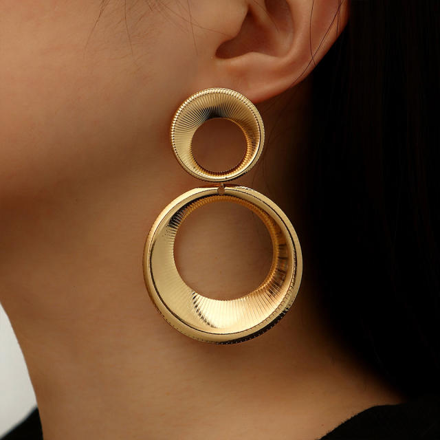 Creative gold color alloy geometric circle earrings