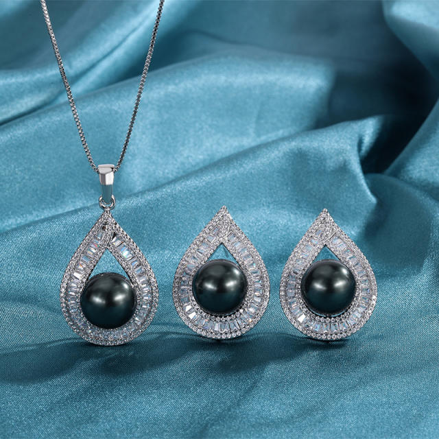 Chic drop pendant pearl necklace set