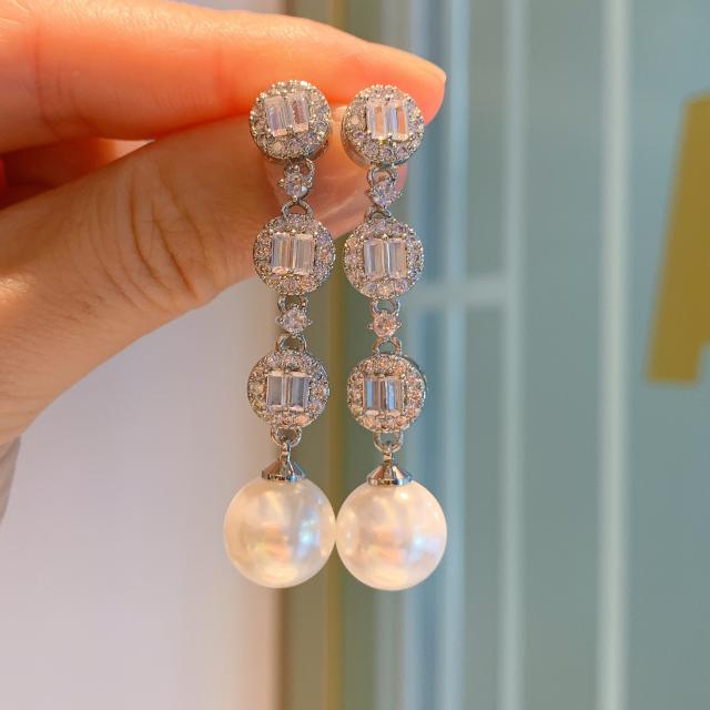 Elegant diamond pearl earrings