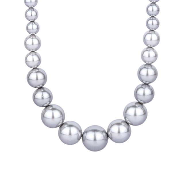 Elegant white black pearl bead necklace