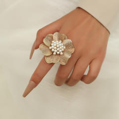 Creative pearl bead alloy flower adjustable rings