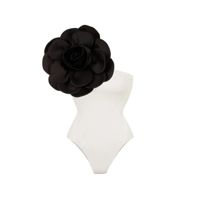 Large black stereo flower one piece pattern swimsuit