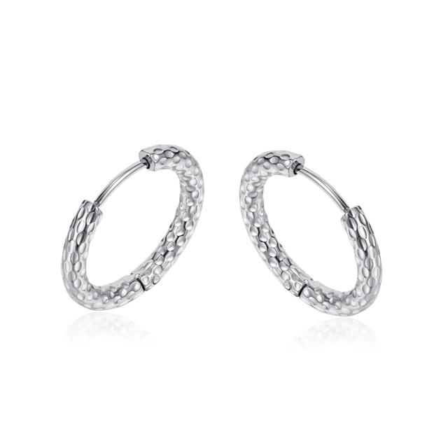 Simple stainless steel small hoop earrings