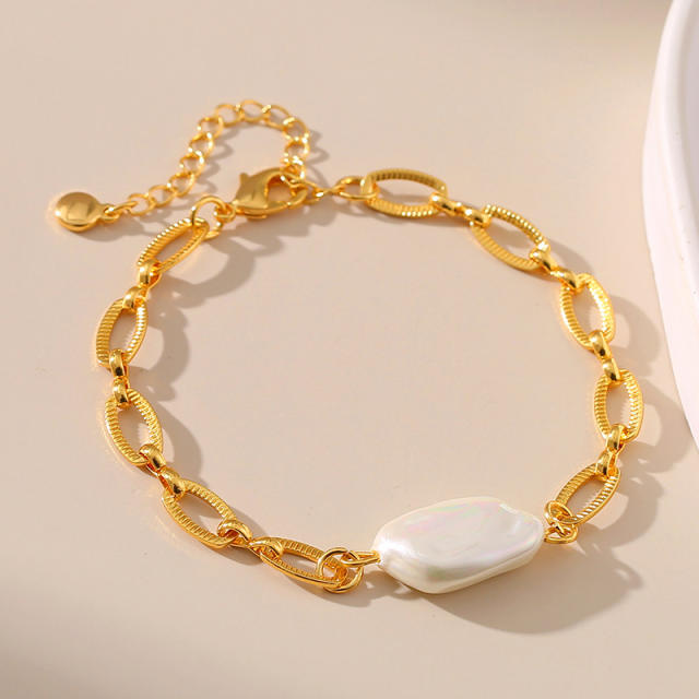 Vintage baroque pearl 18KG copper chain bracelet