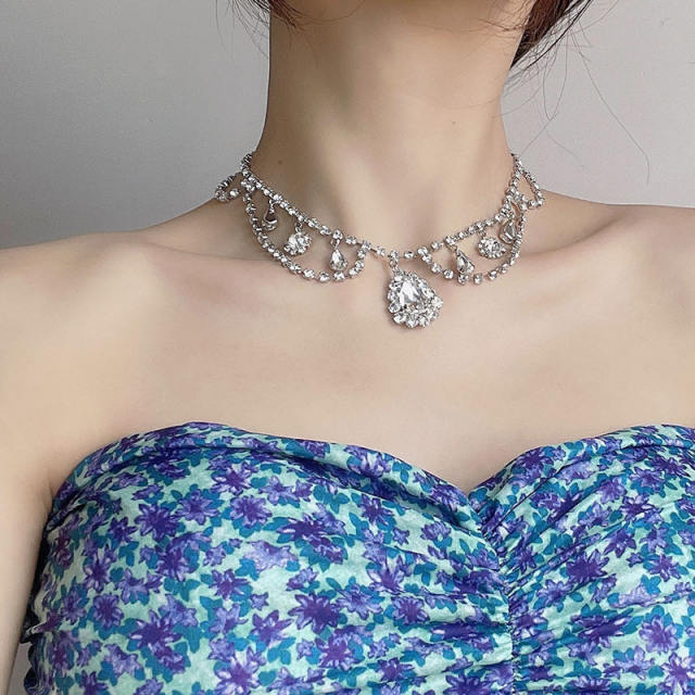 Luxury diamond choker necklace