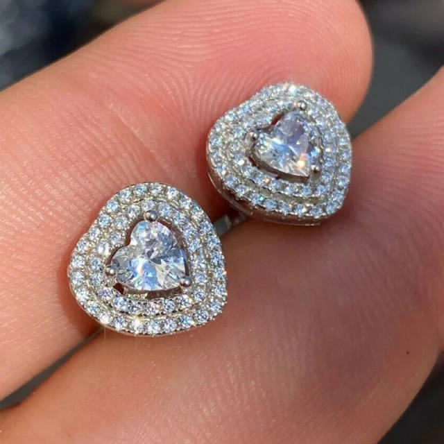 Korean fashion diamond heart studs earrings