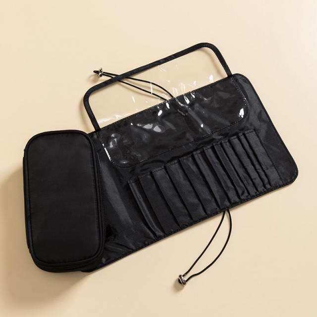 Detachable and portable cosmetic bag for brushes