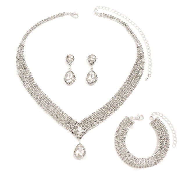Chic design diamond necklace set for bridal