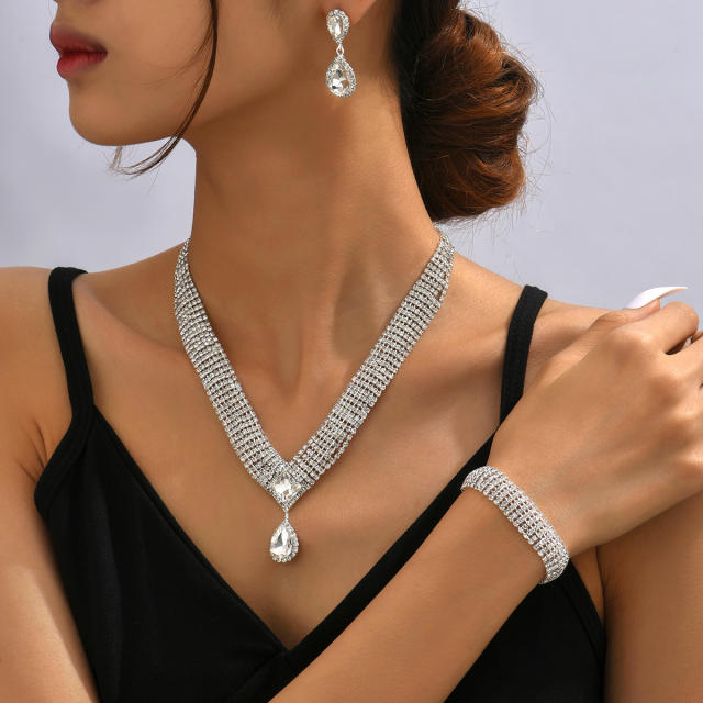 Chic design diamond necklace set for bridal