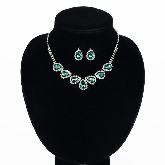 Fashionable color tear drop crystal necklace set
