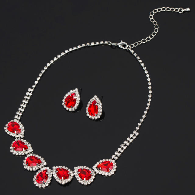 Fashionable color tear drop crystal necklace set