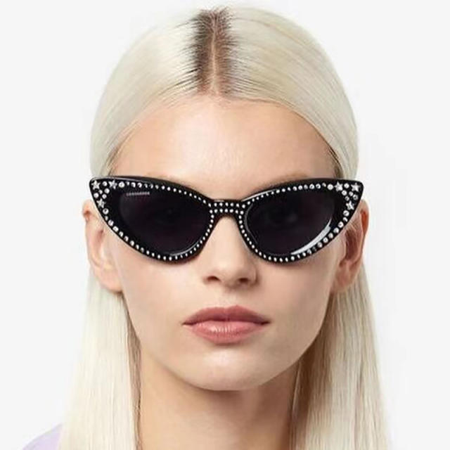 Personality cat eye shape diamond sunglasses