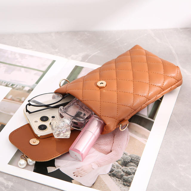Cute quilted pattern solid color mini phone bag