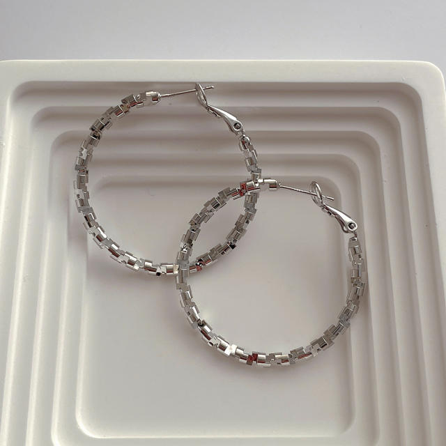 Simple large hoop earrings