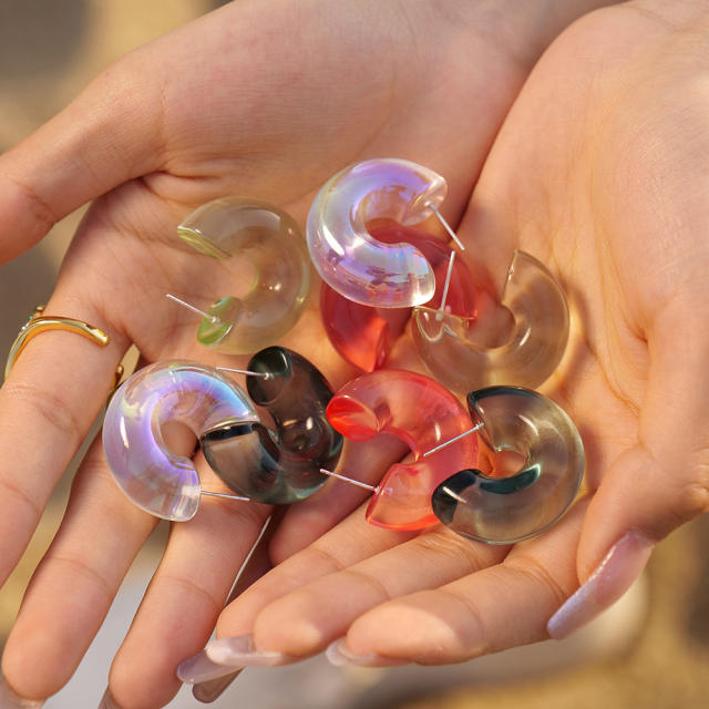 Chunky clear color resin open hoop earrings