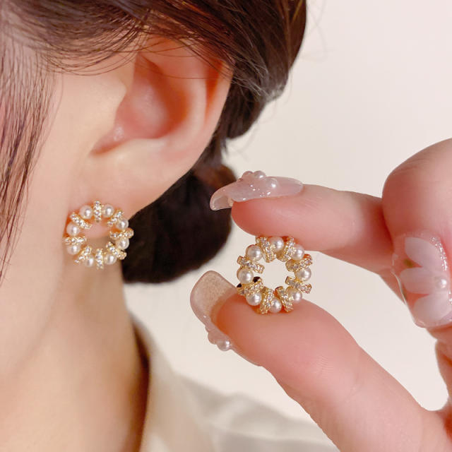 925 needle elegant pearl bead circle copper studs earrings