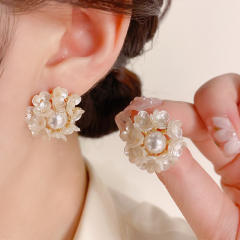 Korean fashion imitation pearl flower copper studs earrings