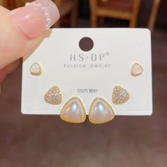 Elegant pearl diamond triangle copper studs earring set