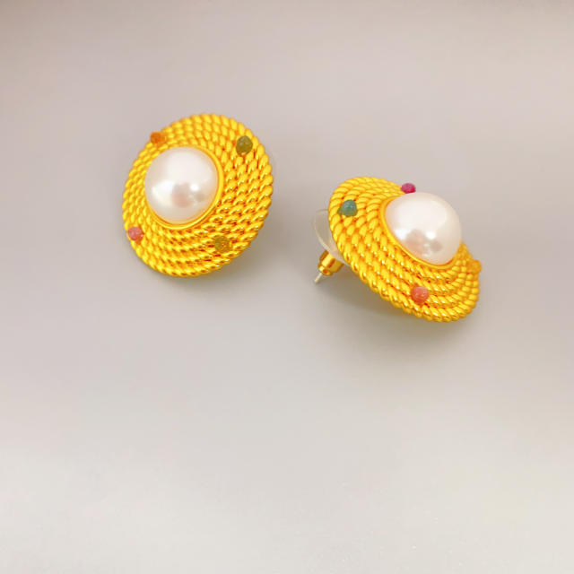 925 needle elegant vintage round shape pearl copper studs earrings