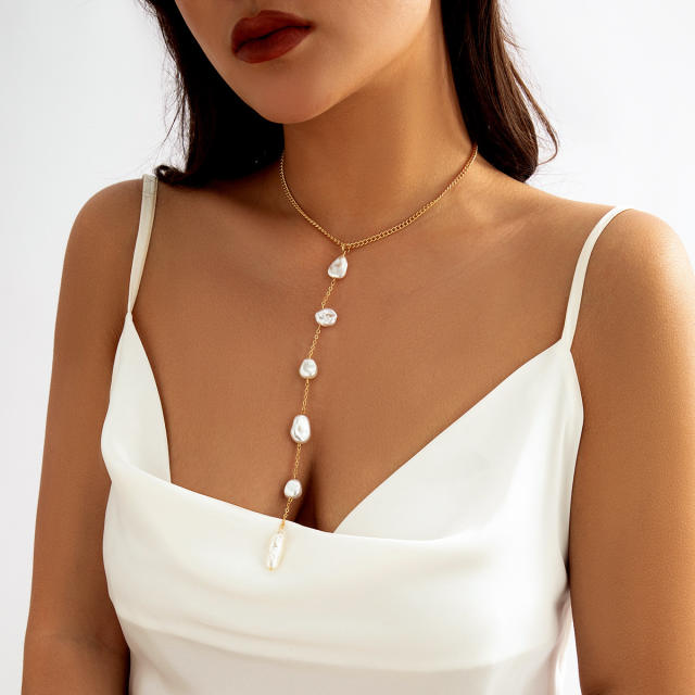 Vintage baroque pearl lariat choker necklace