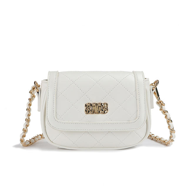 Classic quilted pattern chain bag crossbody bag