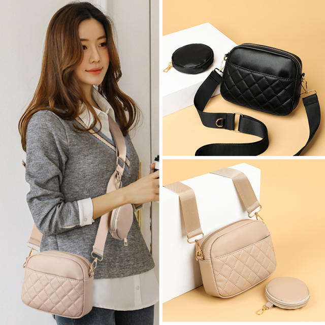 Korean fashion plain color quilted pattern crossbody bag