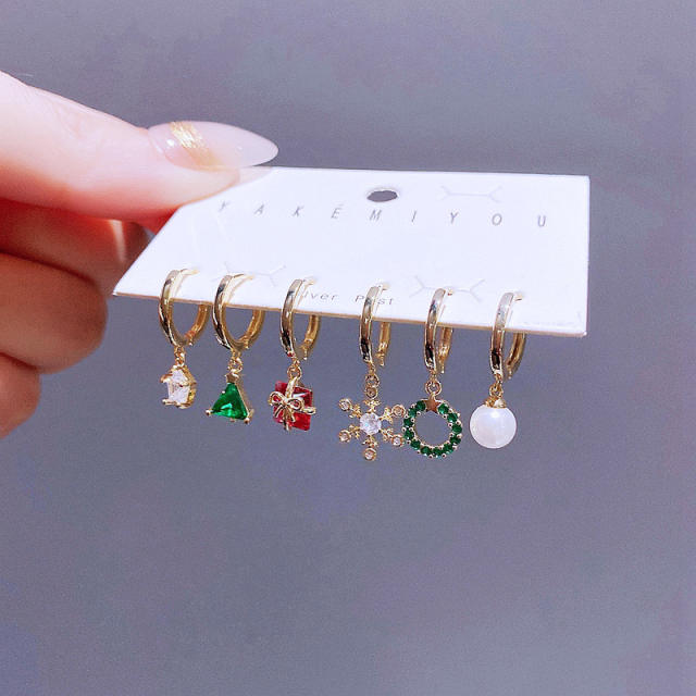 Delicate color cubic zircon christmas series huggie earrings set