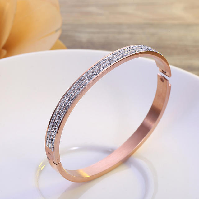 3 color - elegant the Stainless steel gem setting bangle bracelet