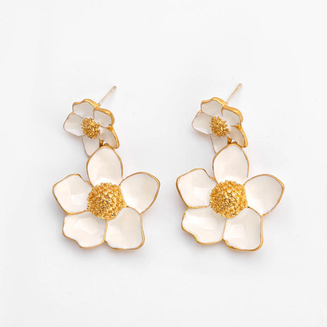 Elegant bloom flowe enamel dangle earrings