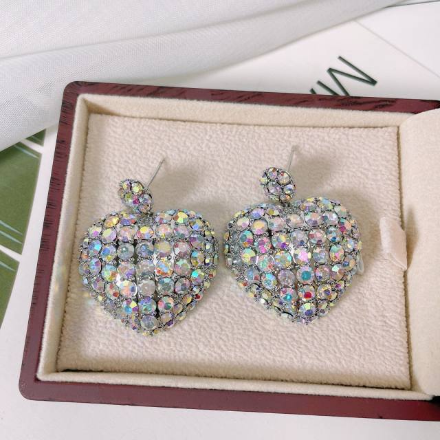 Gorgeous diamond heart chunky earrings