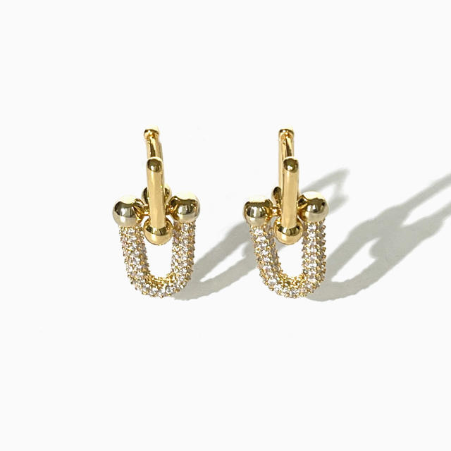 Delicate diamond u shape chain copper huggie earrings