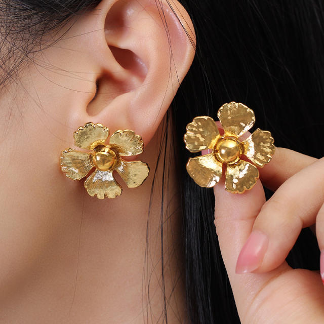 925 needle gold color flower studs earrings