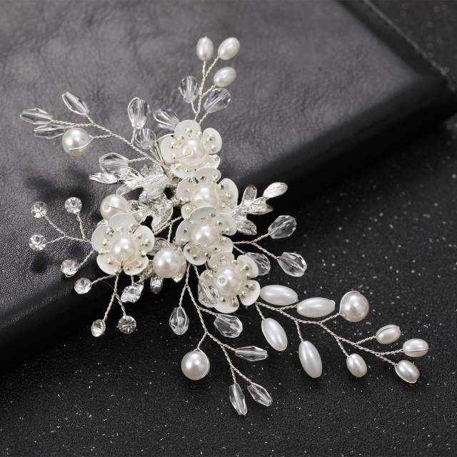 Elegant handmade white pearl flower hair clips