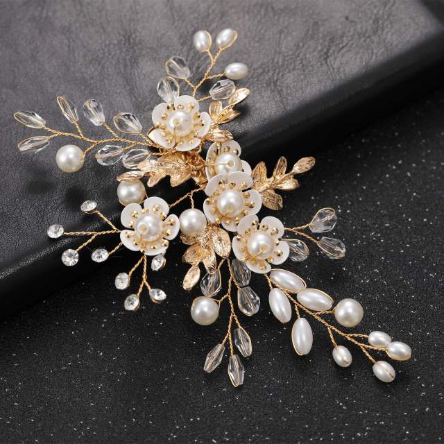 Elegant handmade white pearl flower hair clips